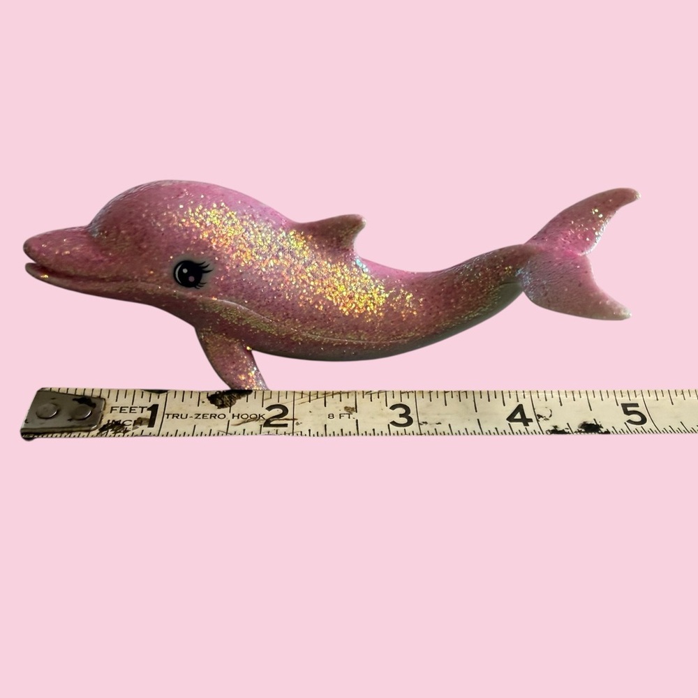 Mattel Barbie Pink Glitter Dolphin Sparkle Merliah
Mermaid Replacement 2009 Pet - Picture 6 of 7